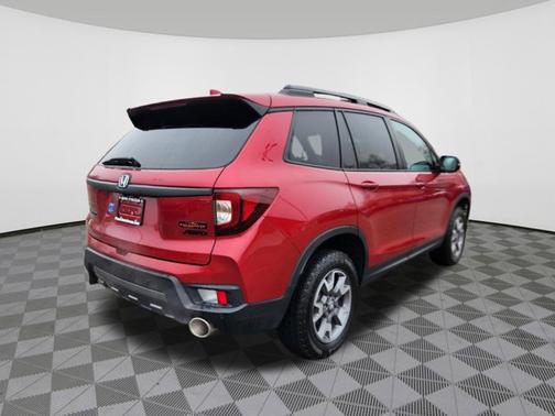 Radiant Red Metallic II 2023 Honda Passport TrailSport