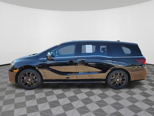 Crystal Black Pearl 2025 Honda Odyssey Sport-L