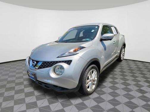 Brilliant Silver 2015 Nissan Juke SV