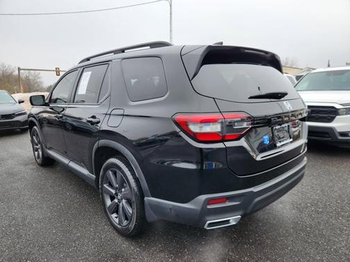 2023 Honda Pilot Sport