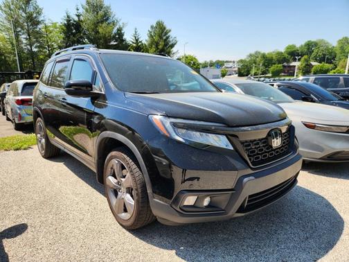 Crystal Black Pearl 2019 Honda Passport Touring