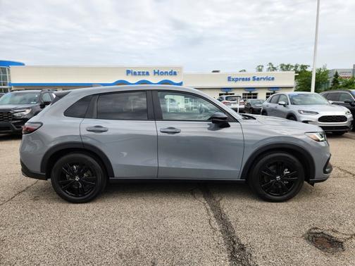 Urban Gray Pearl 2026 Honda HR-V Sport