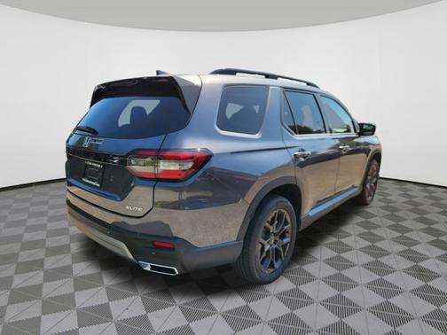 2025 Honda Pilot Touring+
