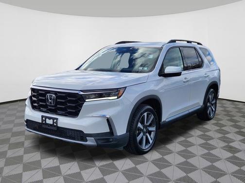 2023 Honda Pilot Touring
