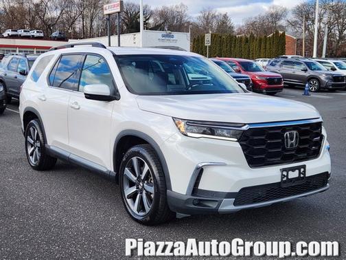 2023 Honda Pilot Touring