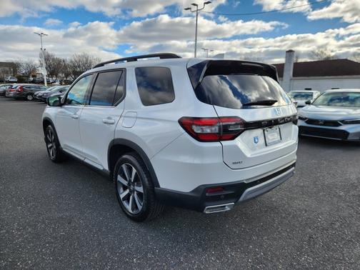 2023 Honda Pilot Touring