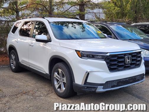2023 Honda Pilot EX-L 8 Passenger