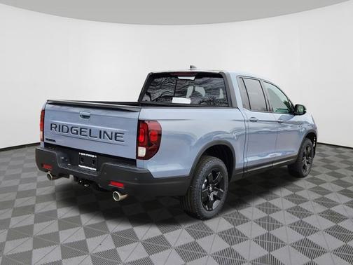 2026 Honda Ridgeline Black Edition Two-Tone