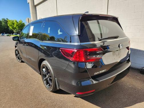Crystal Black Pearl 2023 Honda Odyssey Sport