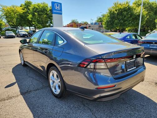 Meteorite Gray Metallic 2023 Honda Accord LX