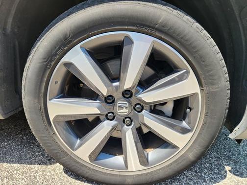 Platinum White Pearl 2023 Honda Pilot Touring