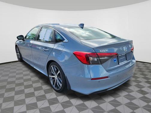 2022 Honda Civic Touring