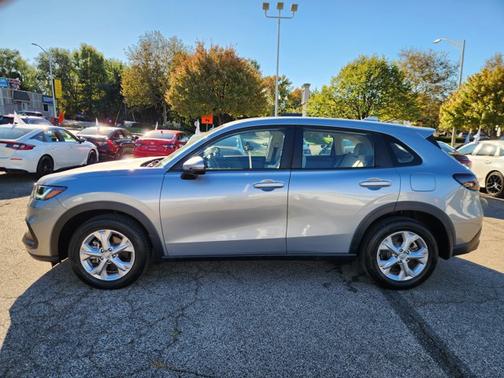 2023 Honda HR-V LX