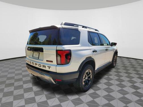 Platinum White Pearl 2026 Honda Passport TrailSport Elite