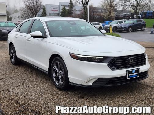 Platinum White Pearl 2023 Honda Accord EX