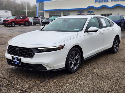 Platinum White Pearl 2023 Honda Accord EX
