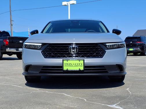 Urban Gray Pearl 2025 Honda Accord