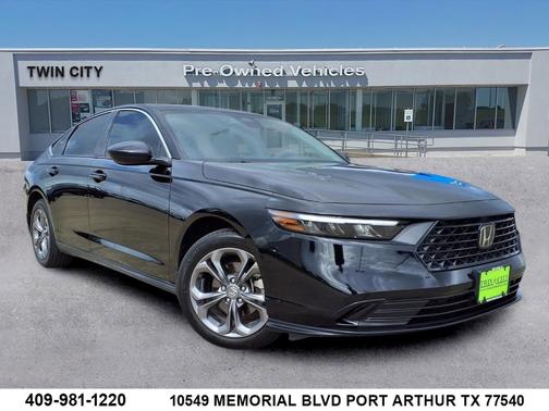 Crystal Black Pearl 2024 Honda Accord