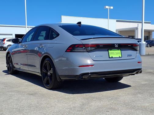 2024 Honda Accord Hybrid 