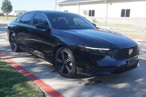 2025 Honda Accord Hybrid 