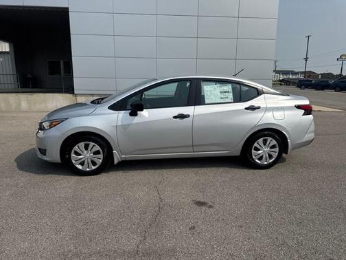 2025 Nissan Versa 1.6 S