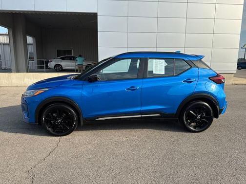 2024 Nissan Kicks SR