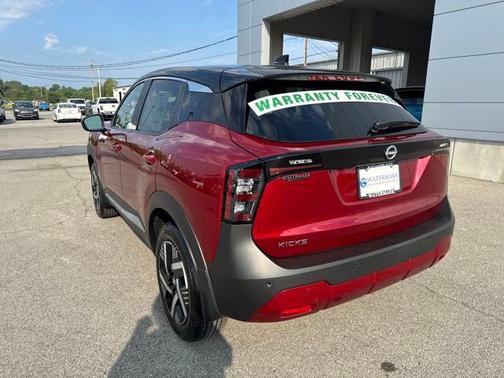 2025 Nissan Kicks SV