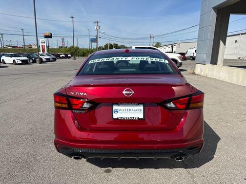 2025 Nissan Altima 2.5 SR