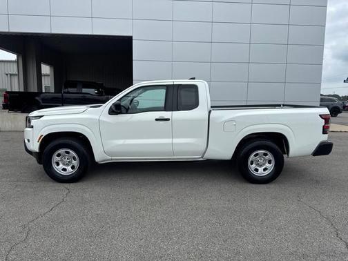 2024 Nissan Frontier S