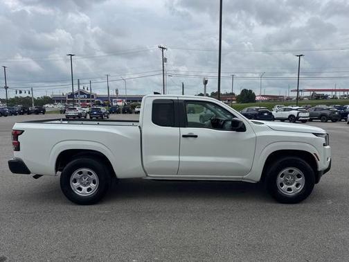 2024 Nissan Frontier S
