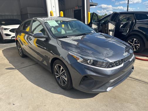 2022 Kia Forte LXS