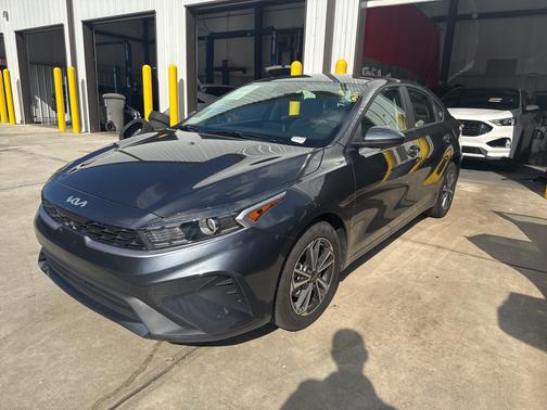 2022 Kia Forte LXS