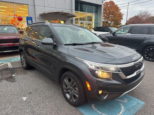 2023 Kia Seltos S
