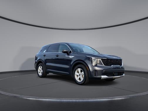 2025 Kia Sorento LX