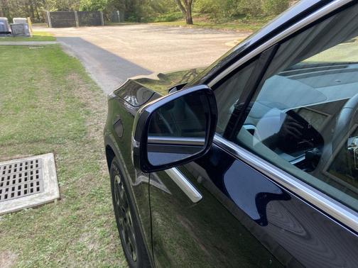 Ebony Black 2024 Kia Sorento S