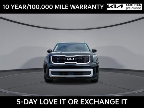 Ebony Black 2024 Kia Telluride LX