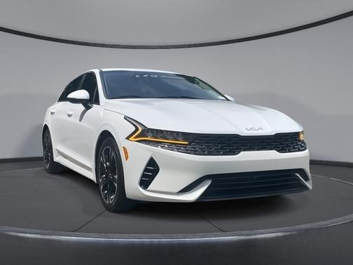 2022 Kia K5 LXS