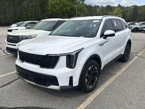 Glacial White Pearl 2025 Kia Sorento S