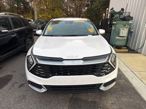 2023 Kia Sportage EX