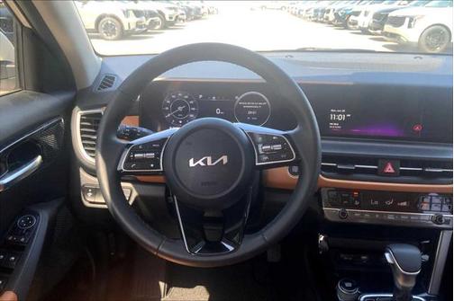 2024 Kia Seltos EX