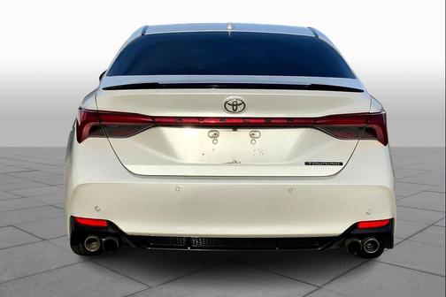 2019 Toyota Avalon Touring