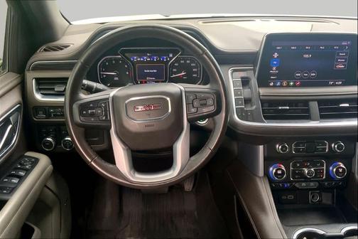 White Frost Tricoat 2021 GMC Yukon SLT