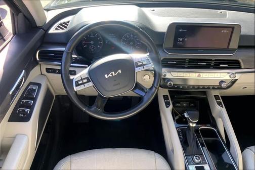 Ebony Black 2022 Kia Telluride EX