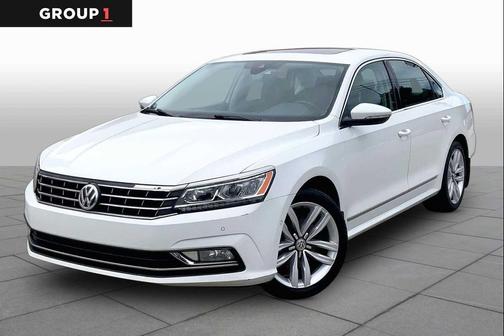 Pure White 2017 Volkswagen Passat 1.8T SEL Premium