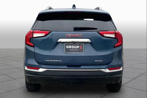 Downpour Metallic 2024 GMC Terrain SLT