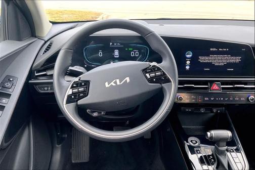 2025 Kia Niro EX