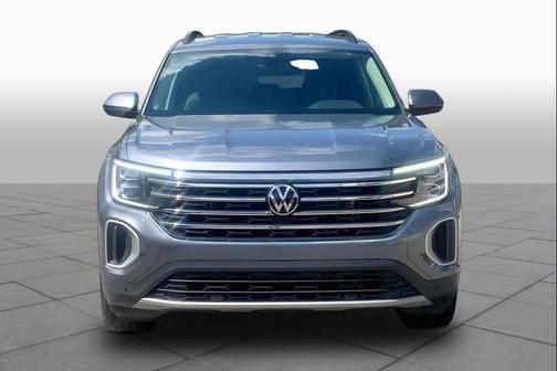 Pure Gray 2025 Volkswagen Atlas 2.0T SE w/Technology