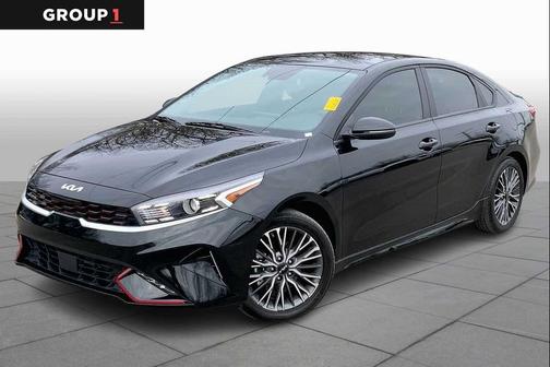 Aurora Black 2024 Kia Forte GT-Line