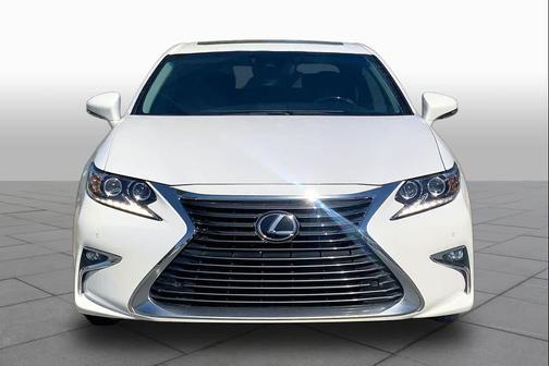 Eminent White Pearl 2017 Lexus ES 350 Base