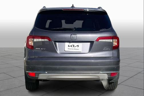 2021 Honda Pilot Touring 8-Passenger